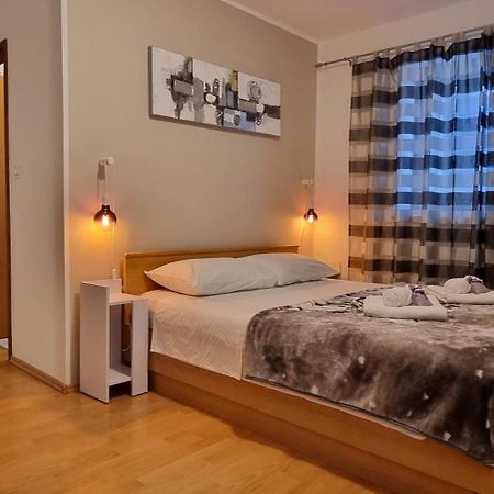 Apartment Rajci Cres Zewnętrze zdjęcie