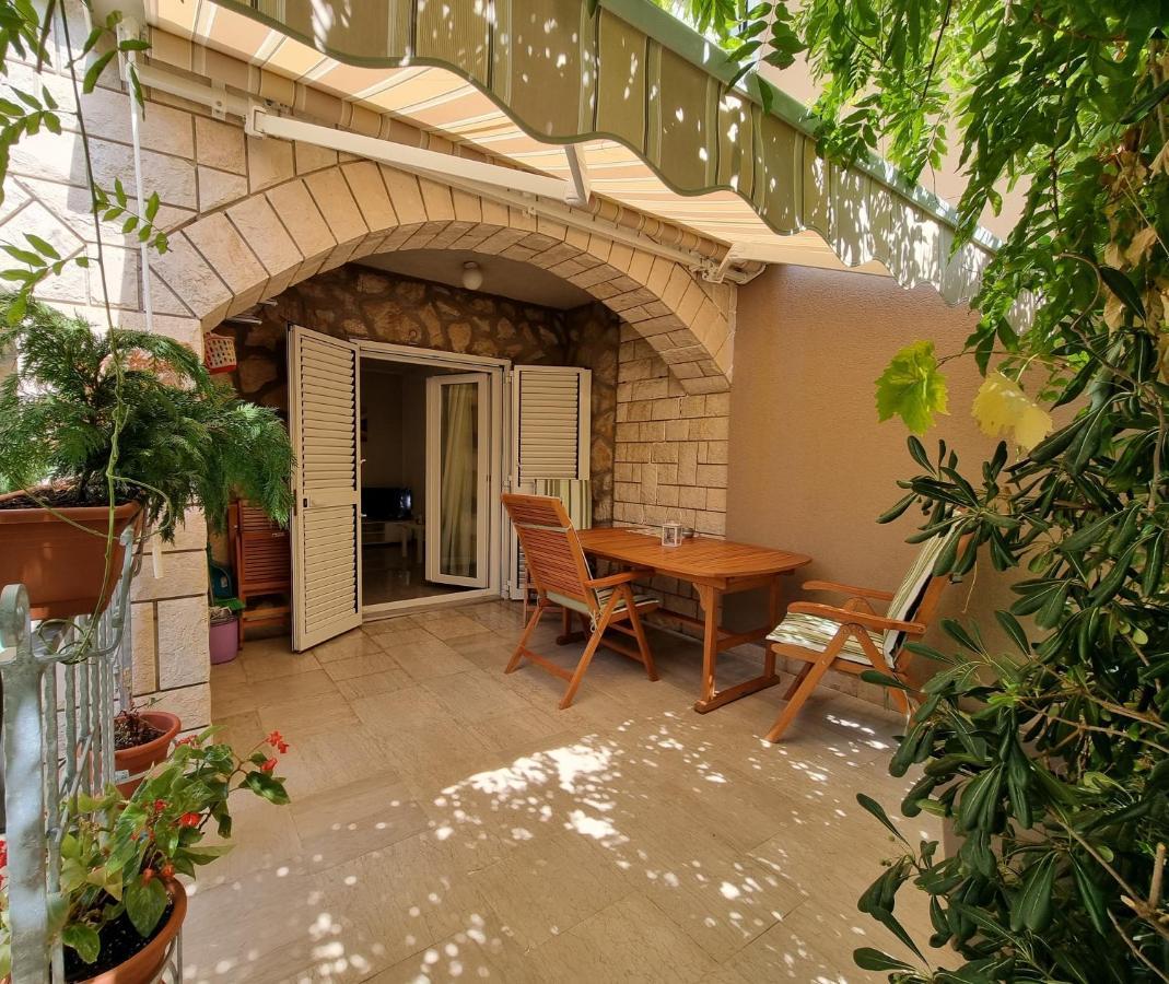 Apartment Rajci Cres Zewnętrze zdjęcie