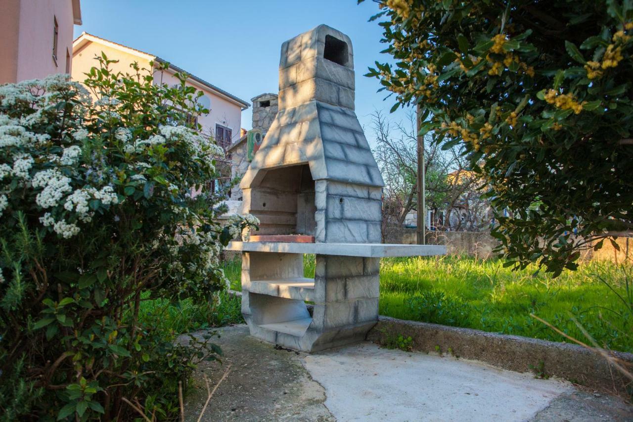 Apartment Rajci Cres Zewnętrze zdjęcie